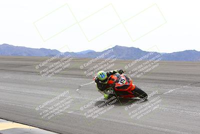 media/Feb-27-2022-CVMA (Sun) [[a3977b6969]]/Race 6 500 Supersport-350 Supersport (Holeshot)/